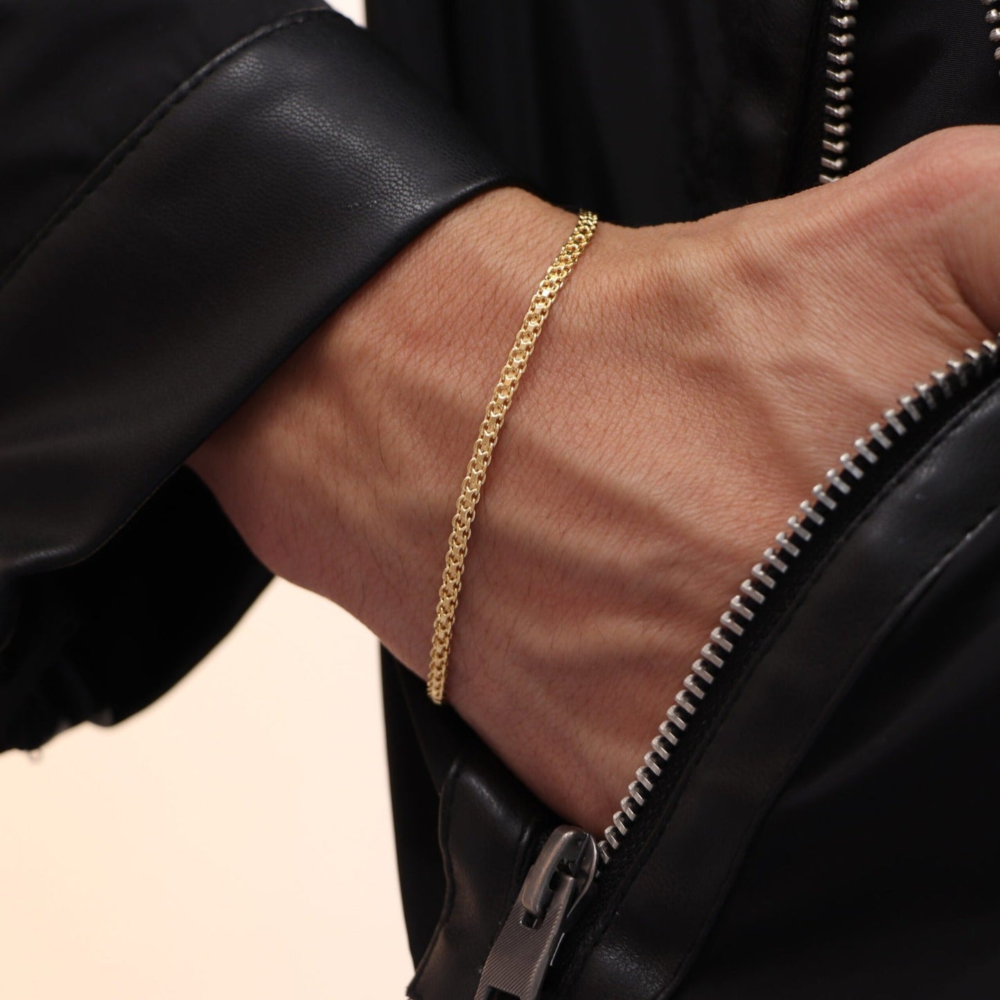 Pulsera China 1 Carrier