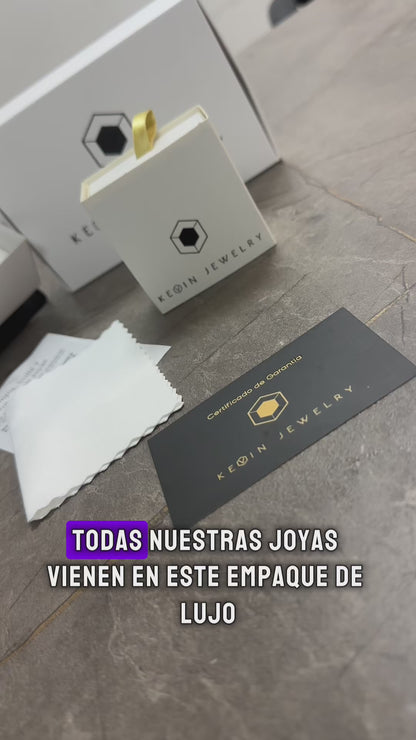 Cadena Singapur 65cm + Dije Cristo